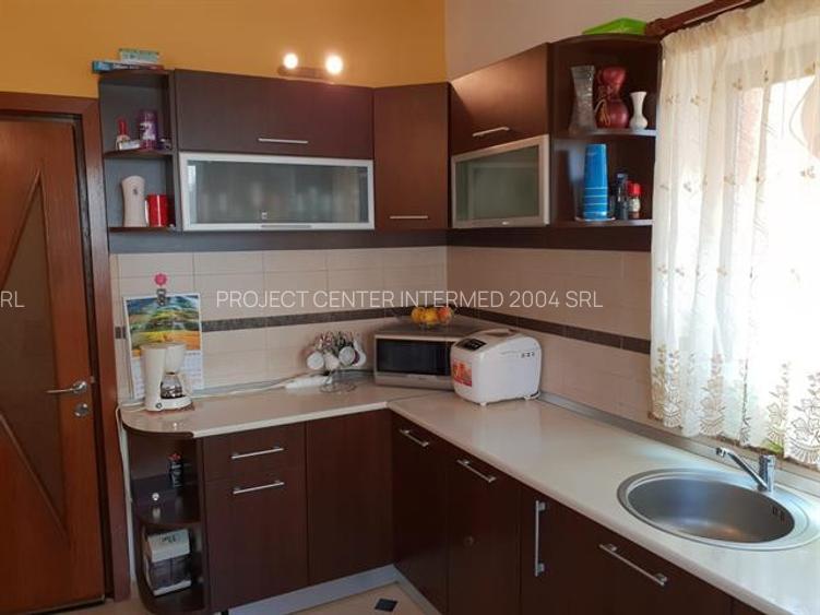 De inchiriat vila Gavana Platou - complet mobilata si utilata - 15