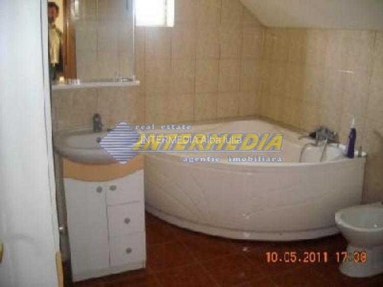 Casa noua de închiriat 4 camere  Cetate Alba Iulia - 4