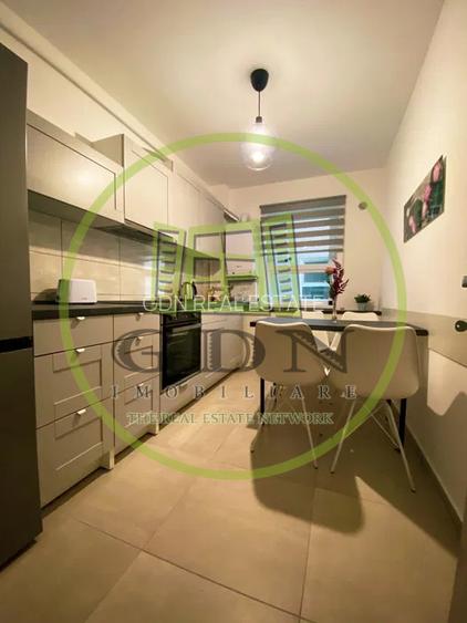 Apartament 3 camere ,Zona Coresi - 4