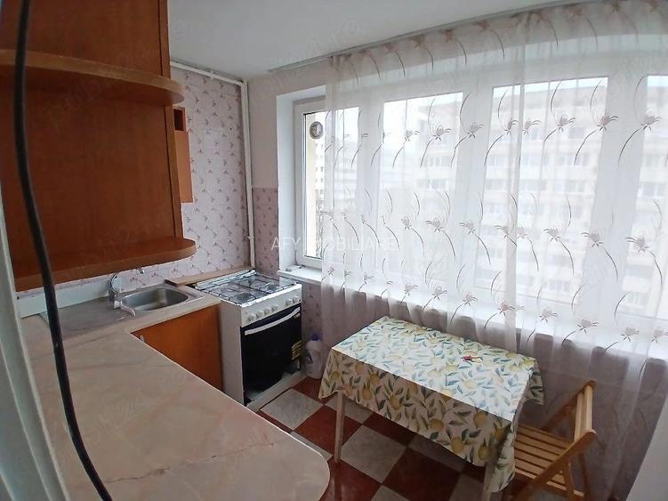 Vanzare Apartament 3 camere Metrou Iancului SE POATE MONTA CENTRALA - 4