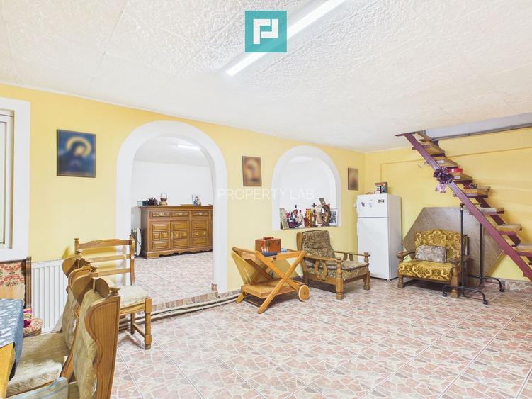 Casă la preț de apartament zona 3 Insule - 1