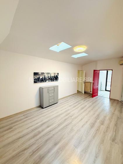 Vila individuala, curte amenajata, parcare, pentru locuinta sau birou, sector 1 - 14