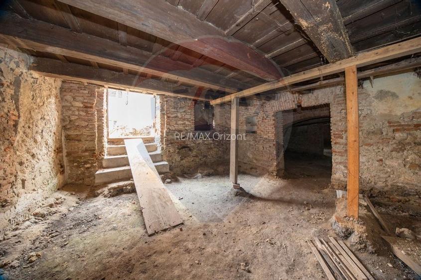 COMISION 0% | CASA SASEASCA | LA ROSU | CENTRU | RASNOV - 9