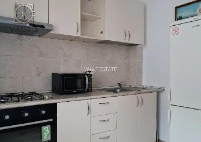 Garsoniera Trapezului - 7 minute metrou 1 Decembrie - 5