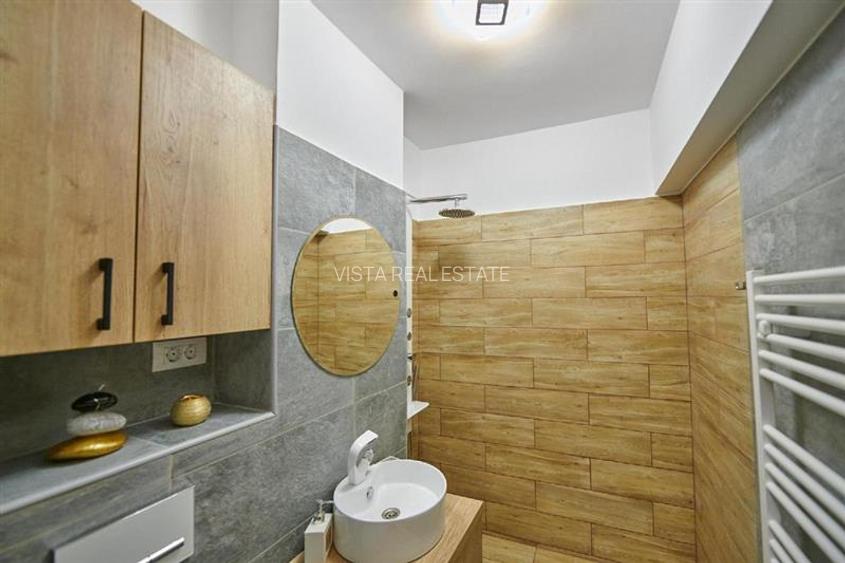 Garsoniera cu Jacuzzi, Priveliste Superba si Randament Investitional de Pana la - 11