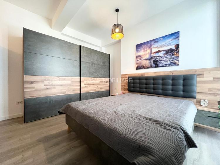 DEOSEBIT / SPATII GENEROASE / POSIBILITATE LOC PARCARE - 16