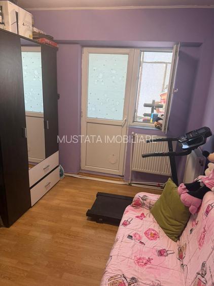 Apartament 3 camere confort 1 decomandat, zona Progresu, etaj 3/4. - 5