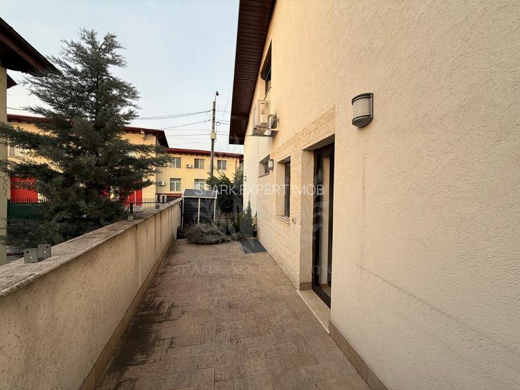 CASA /RESEDINTA//CLINICA //BIROURI// ANA IPATESCU// PLOIESTI - 27