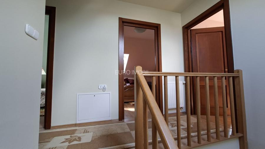 De vanzare casa singur in curte, 4 camere, Cart. Orizontului - 10