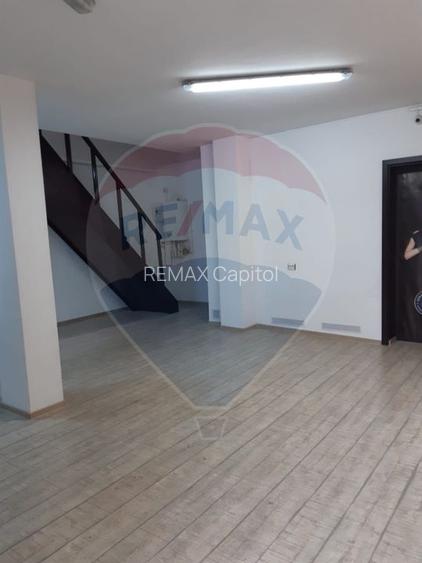 Casă / Vilă cu 4 camere de vânzare în zona Blumana - 21