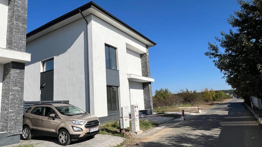 Vila Individuala Noua | 4 Camere | P+1+M | Corbeanca | Teren 500MP | - 2