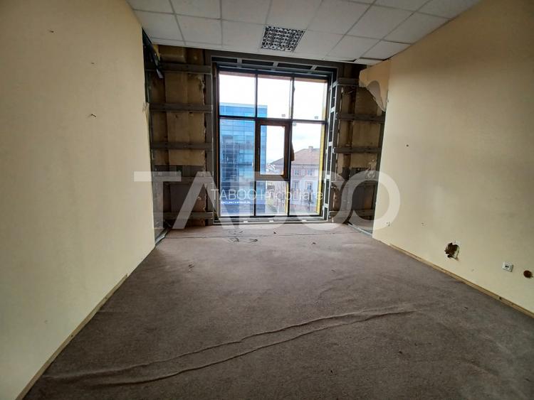 Spatiu de birouri pe Mihai Viteazul Sibiu compartimentare dupa nevoi - 9