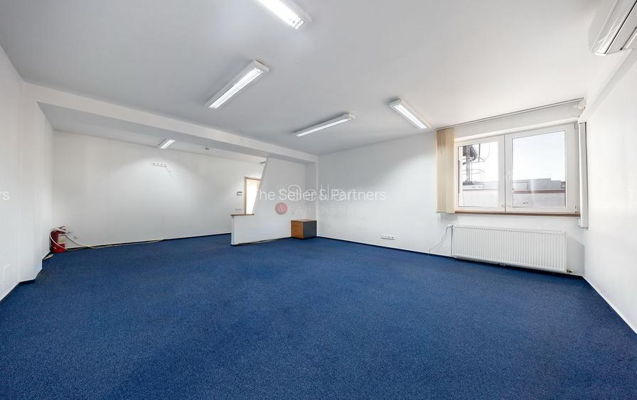 Cladire Multifunctionala - 42