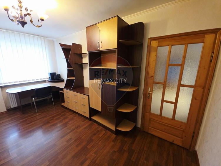 Apartament cu 4 camere de vânzare în zona Calea Romanului - 3