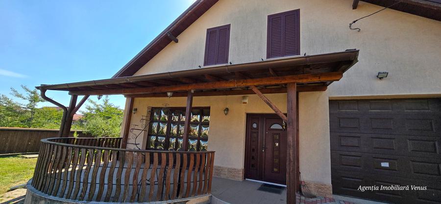 Casa cu etaj in Catamarasti Deal
