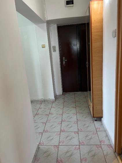 Apartament decomandat, 3 camere, Calea București- Mall
