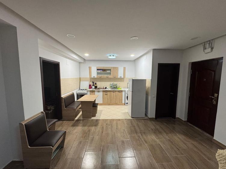Apartament cu 3 camere si terasa, parter, bloc P+3 - Colentina/Parc Plumbuita