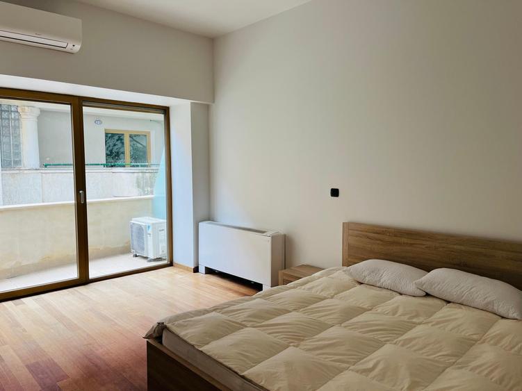 Duplex de vânzare – 5 camere | Strada Jean Monnet | Primăverii