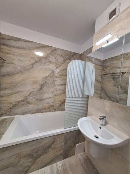 Cochet si Disponibil, Bloc Iris/Aradului, prin Agentia Sedako