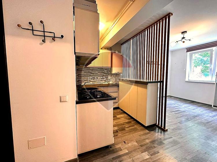 Studio cu grădină proprie și acces direct | Loc de parcare inclus