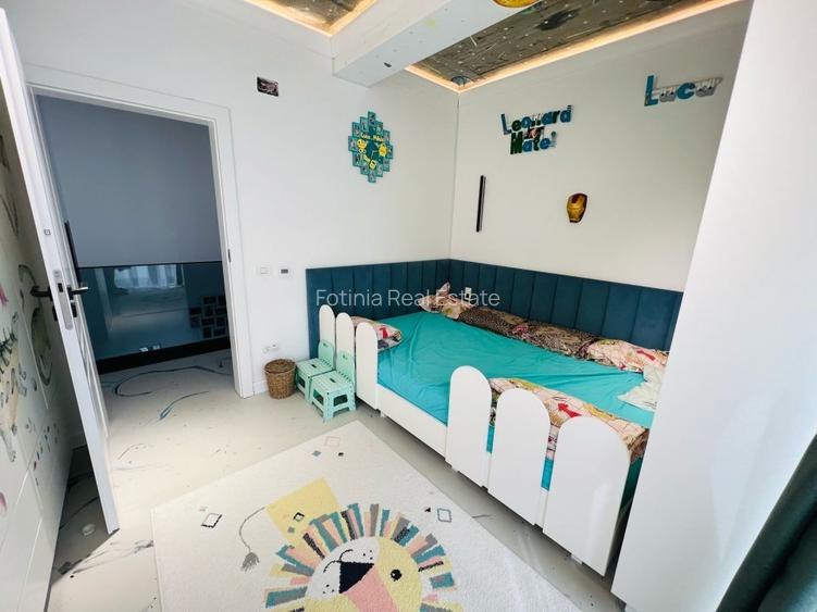 Vila de v&acirc;nzare &icirc;n Palazu Mare - 10