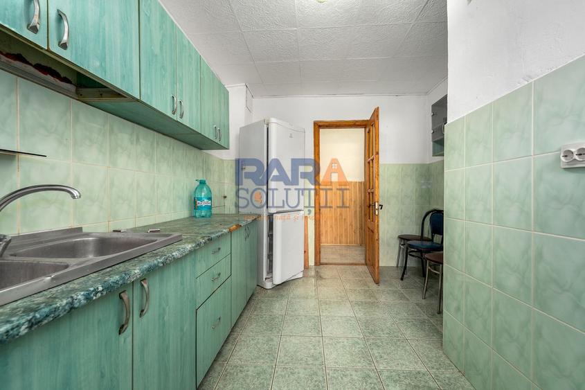 3 camere decomandat, etaj 1, două balcoane
