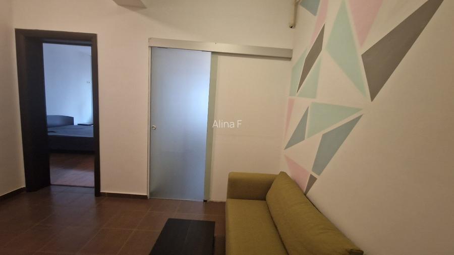 Studio spatios, 38 mp, et 1, mutare imediata - 13