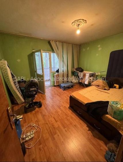 Bld Brancoveanu metrou si parc,3 camere,77mp, bloc 1987/165.000euro - 8