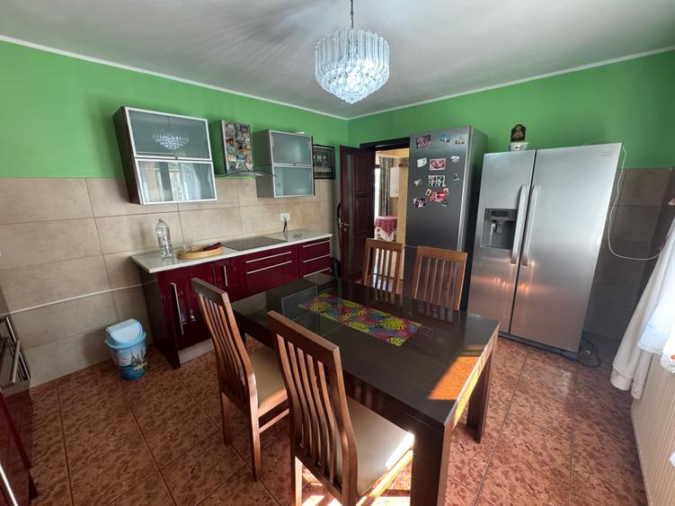 ? De vânzare – Casă P+1, 220 mp construiți, teren 400 mp – Agigea, Constanța
