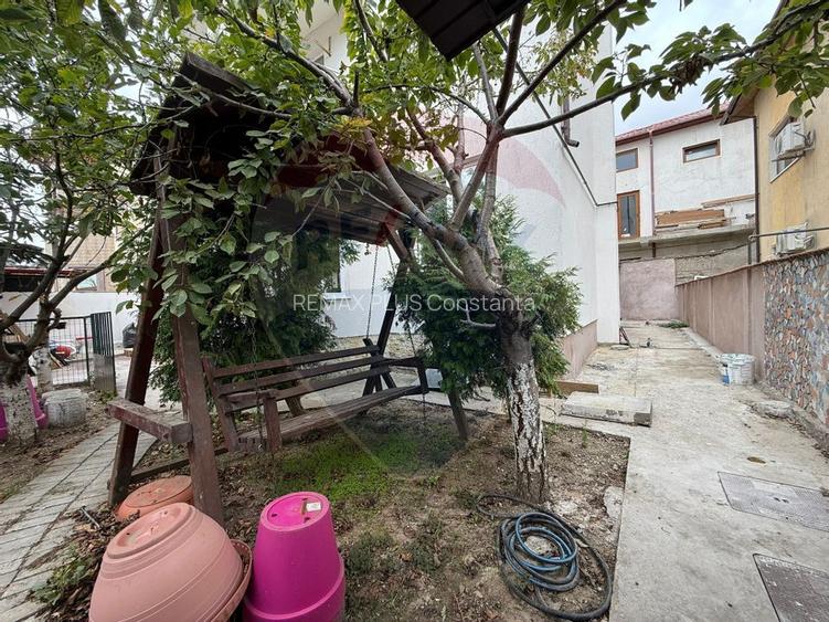 Casa de vanzare in Eforie Nord teren proprietate 300 mp - 13