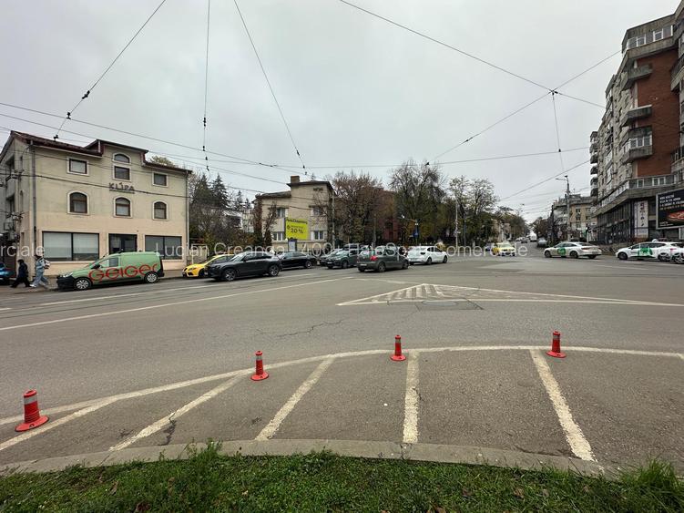 Spatiu comercial de la 75mp la 151mp si parcare, intersectie zona garii - 11