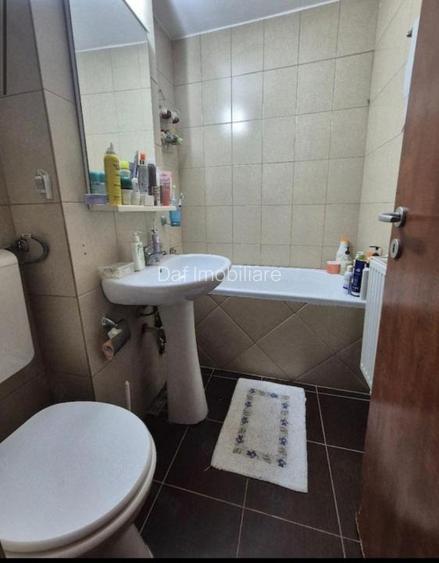 77000 euro -Dristor metrou -2camere-et 2din 4 -centrala proprie - 8