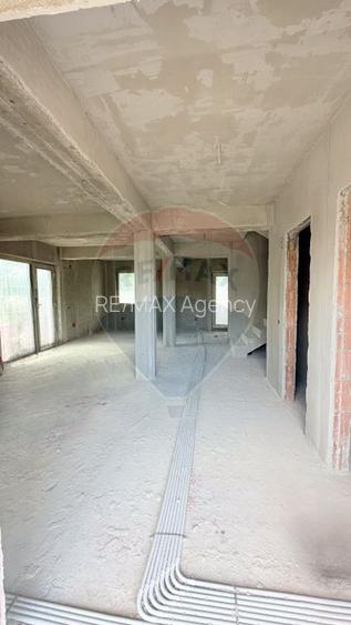 Casă / Vilă noua, arhitectura moderna, cu 4 camere de vânzare - 24