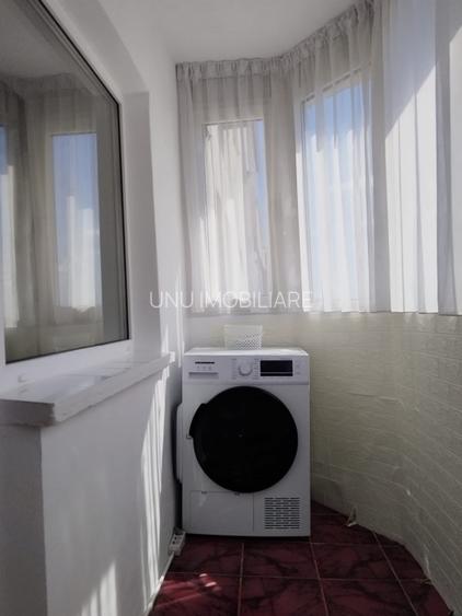 3 Camere 65mp - Etaj intermediar - Zona Pacurari - 12min spre Univ. "A.I.Cuza" - 12