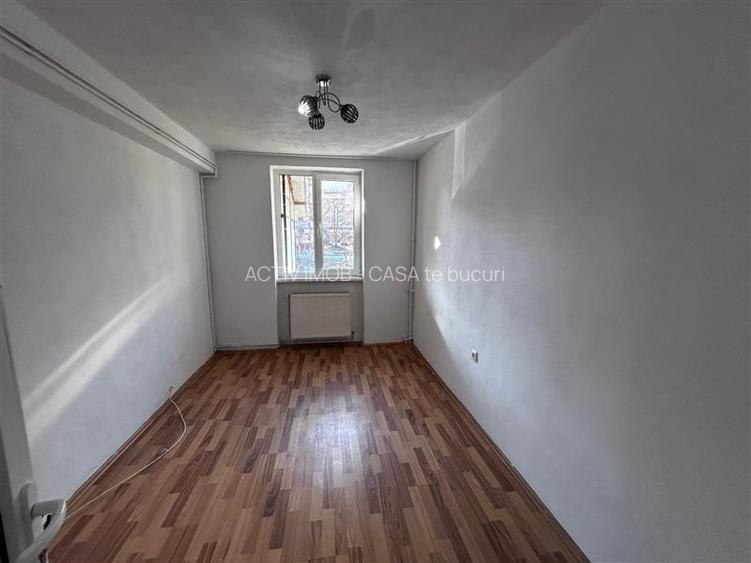 Resita, 2 Cam., Decom.Mobilat, Utilat - 2