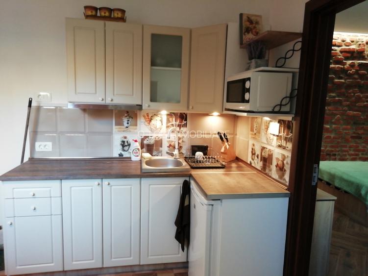 Casa 6 camere libera la vanzare zona AFI - 21