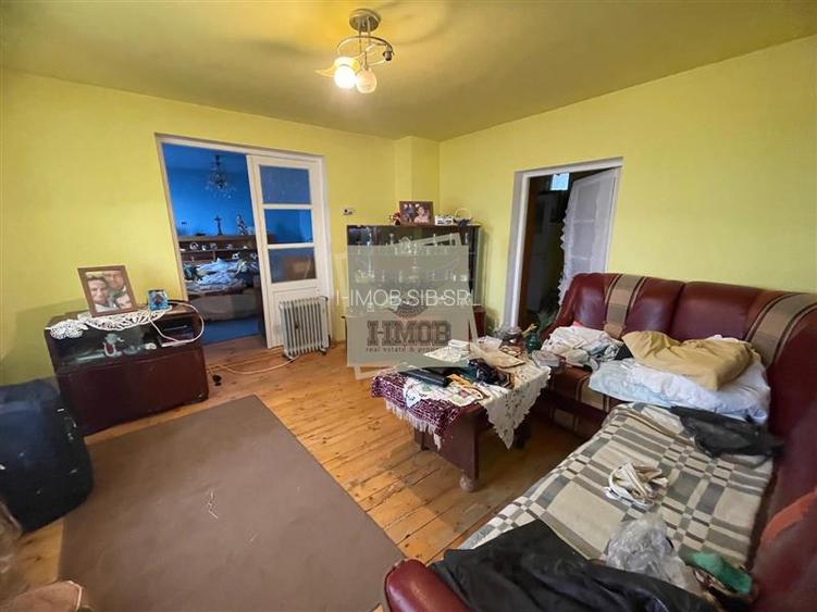 Casa individuala cu 6 camere si 3 bai si 1413 mp teren in Blaj - 4