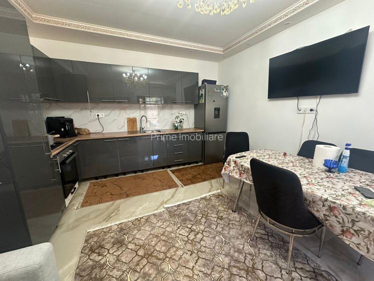 Casa Individuală 5 camere, 210 mp utili| teren 451 mp| zona Cugir - 9
