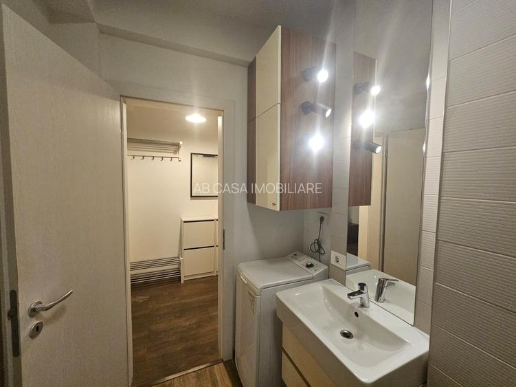 Ap. deosebit, 1,5 camere, et. 1, semidecomandat, cu parcare subterană, Lipovei - 13