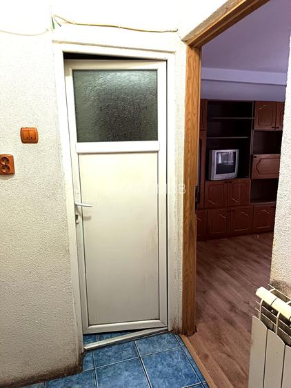 Garsoniera Cartier Bradet 27mp mobilata si utilata Pret 33.800eur neg - 2