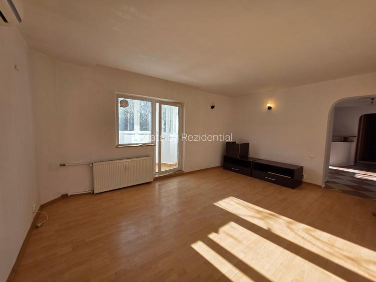 Apartament cu 2 camere de vanzare in zona Mall Vitan - 2