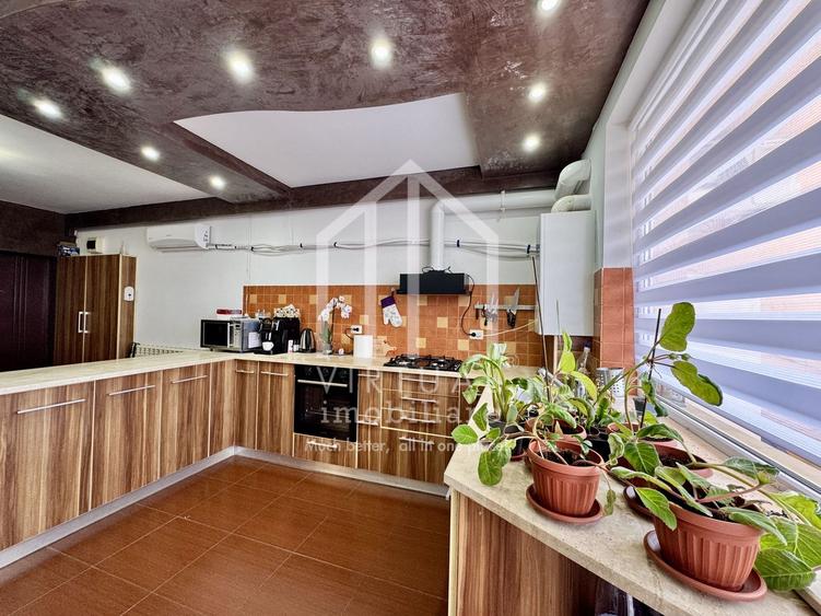 Apartament cu 3 camere 74mp+balcon (6mp), loc de parcare, etaj 2/5