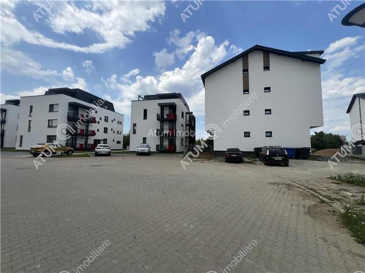 Apartament cu 3 camere decomandate si balcon situat in Selimbar - 2