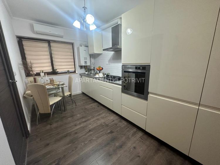 OPORTUNITATE- NU RATA!!! Apartament cu 3 camere cu parcare,langa parcul Poligon - 9