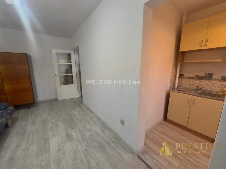 Garsoniera de inchiriat pe str.Vladeasa, zona Calea Aradului - Oradea - 8