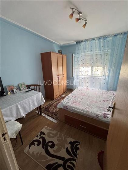 Vanzare Apartament 3 Camere Decomandat Berceni-Secuilor - 12