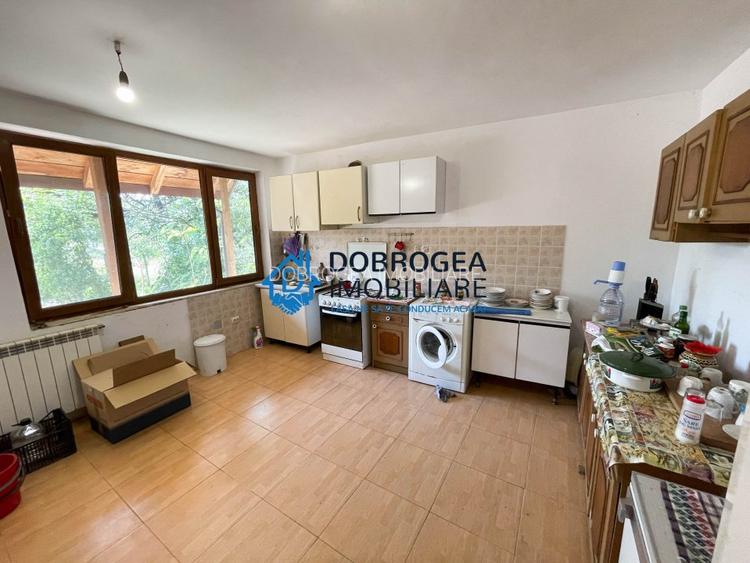 Sat Parches, 2 case  individuale, teren 4860 mp - 6