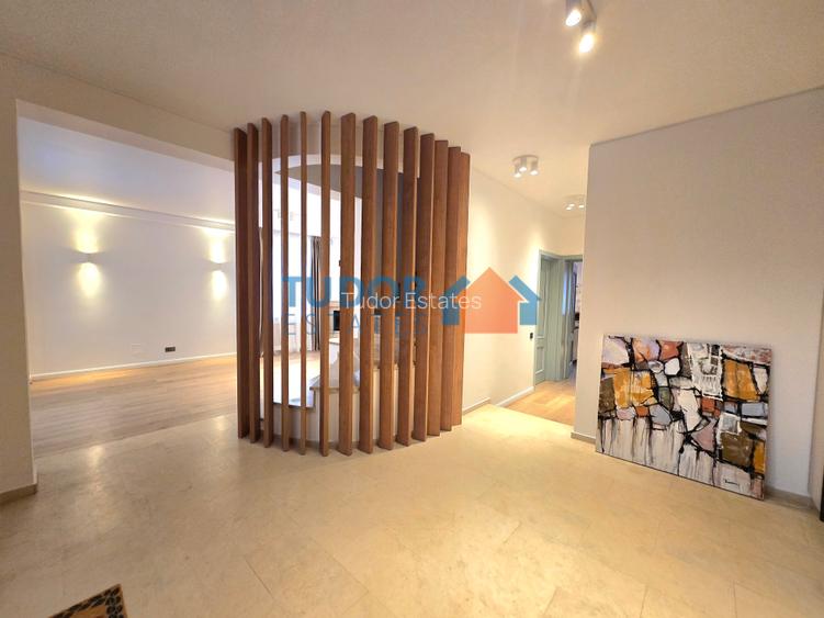 Beautiful Fully Renovated 5 Bedroom Villa  in Iancu Nicolae - 13