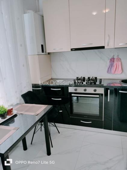 Garsoniera de inchiriat –Dotari: - TV lux - 9