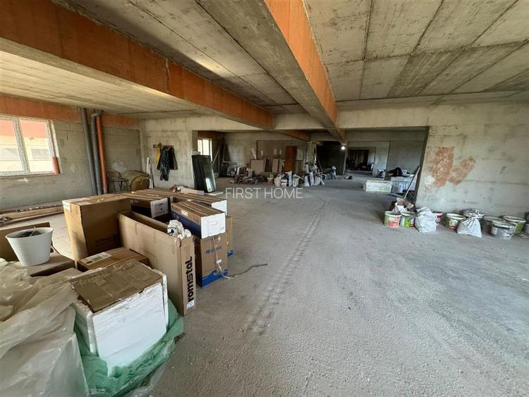 Sp com 277 mp, se poate inchiria si jumatate, bl nou, Lic Unirea - 9